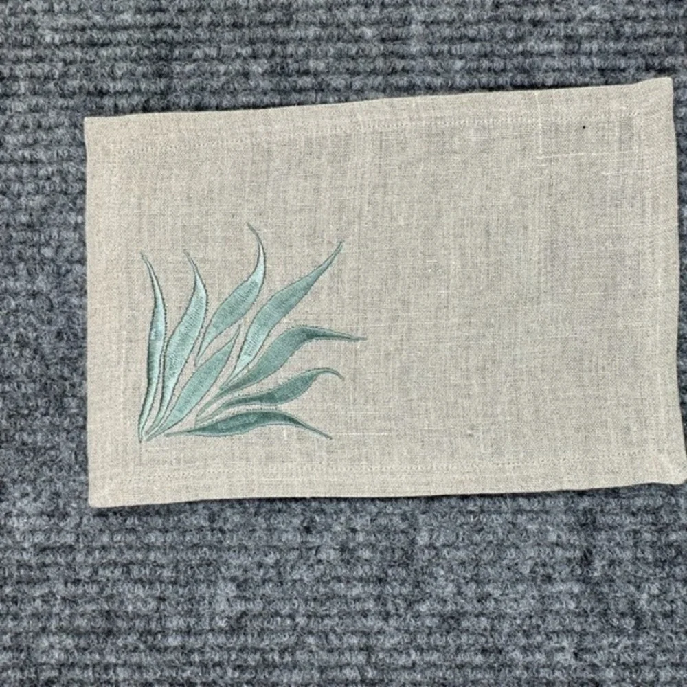 Viabrava 100%‎ Linen Embroidered Placemats Napkins 18 Pieces Botanical Tropical
